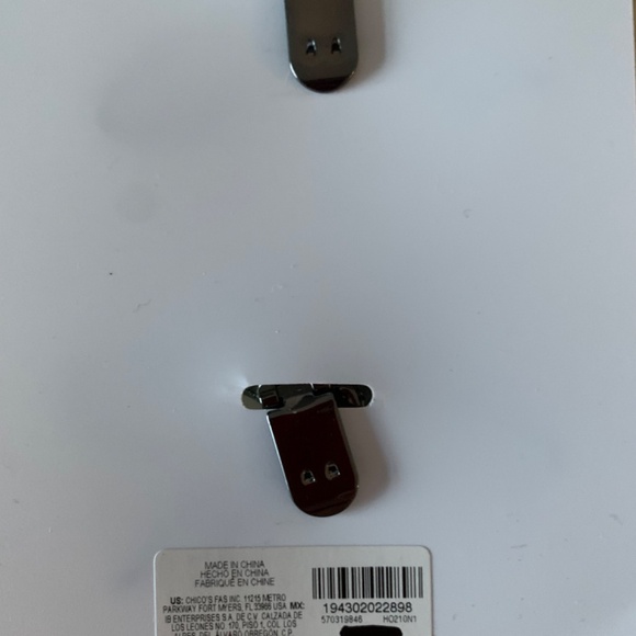 WHBM Jewelled Bow Shoe Clip. NWT - Picture 6 of 7